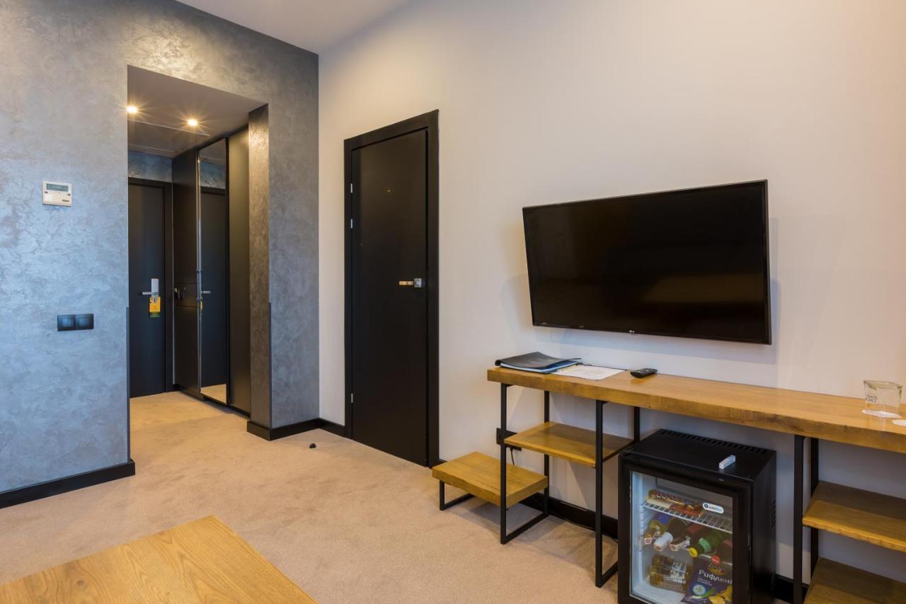Hotel Святий Шарбель Moršyn Exteriér fotografie