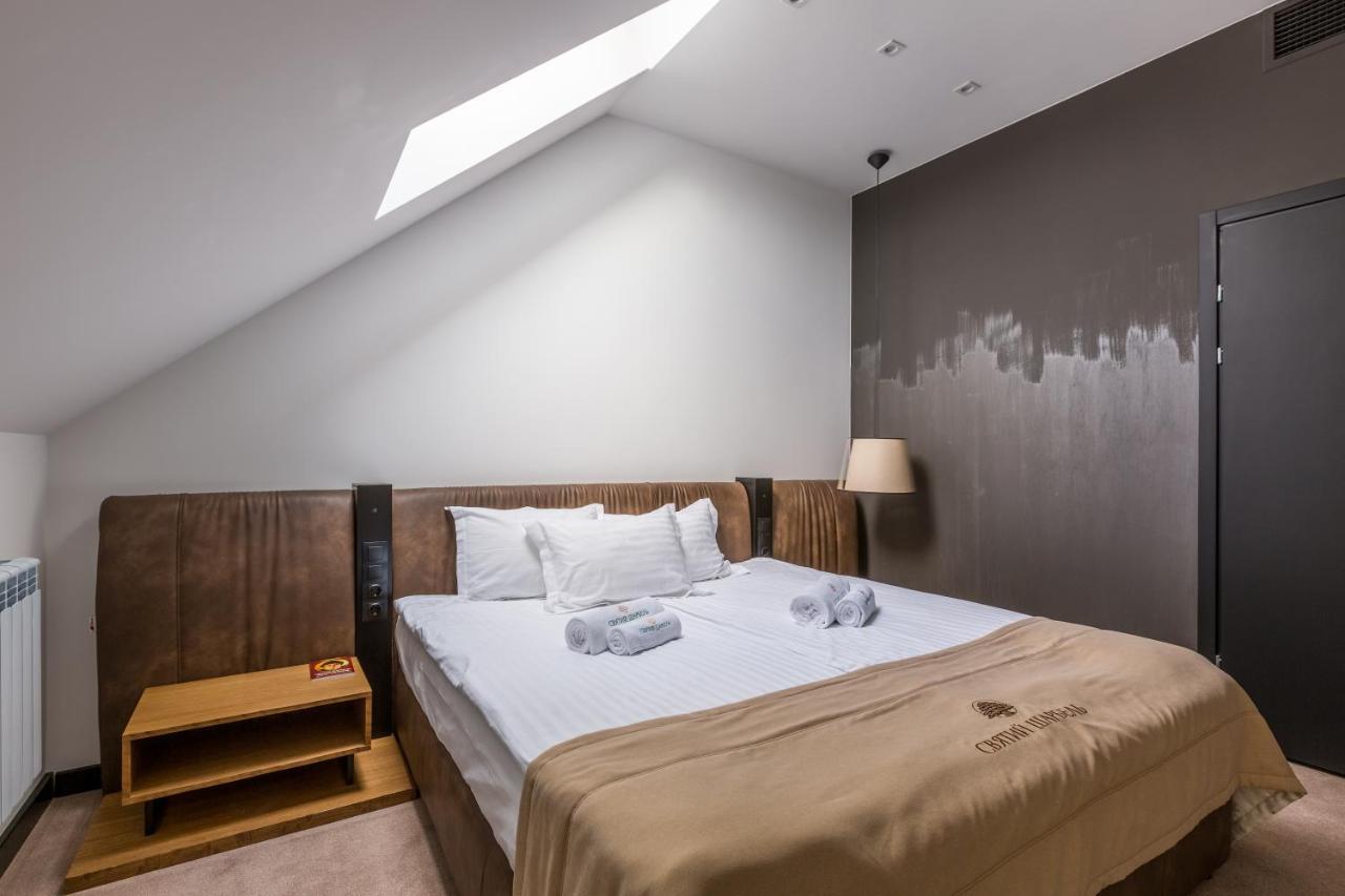 Hotel Святий Шарбель Moršyn Exteriér fotografie