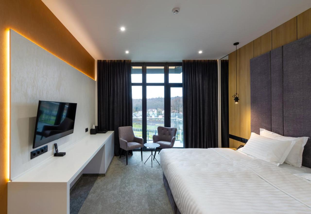 Hotel Святий Шарбель Moršyn Exteriér fotografie