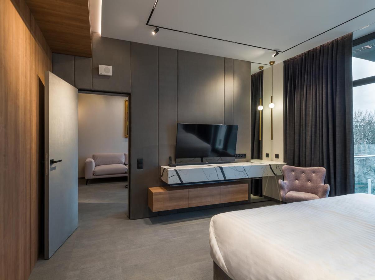 Hotel Святий Шарбель Moršyn Exteriér fotografie