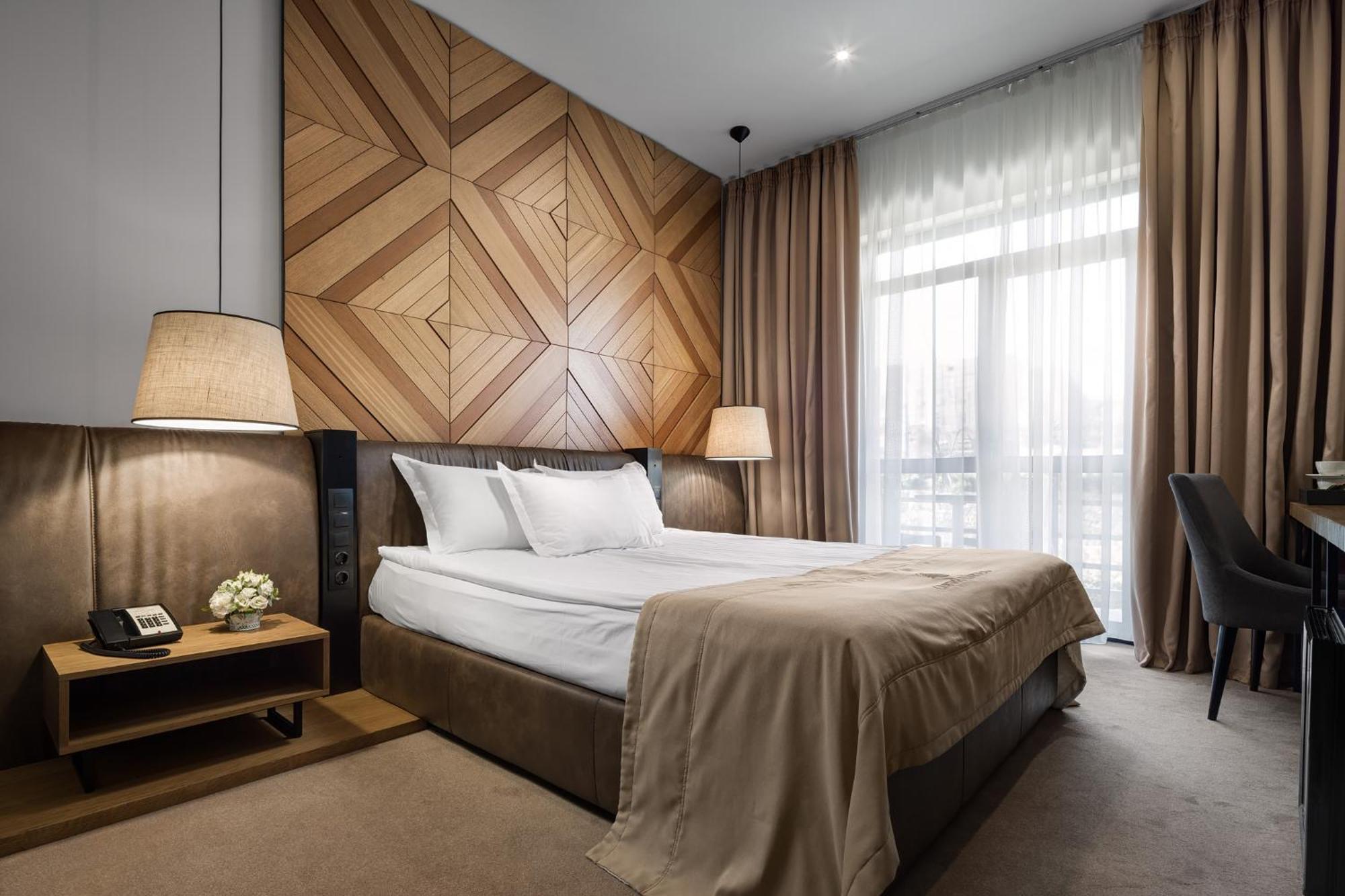 Hotel Святий Шарбель Moršyn Exteriér fotografie