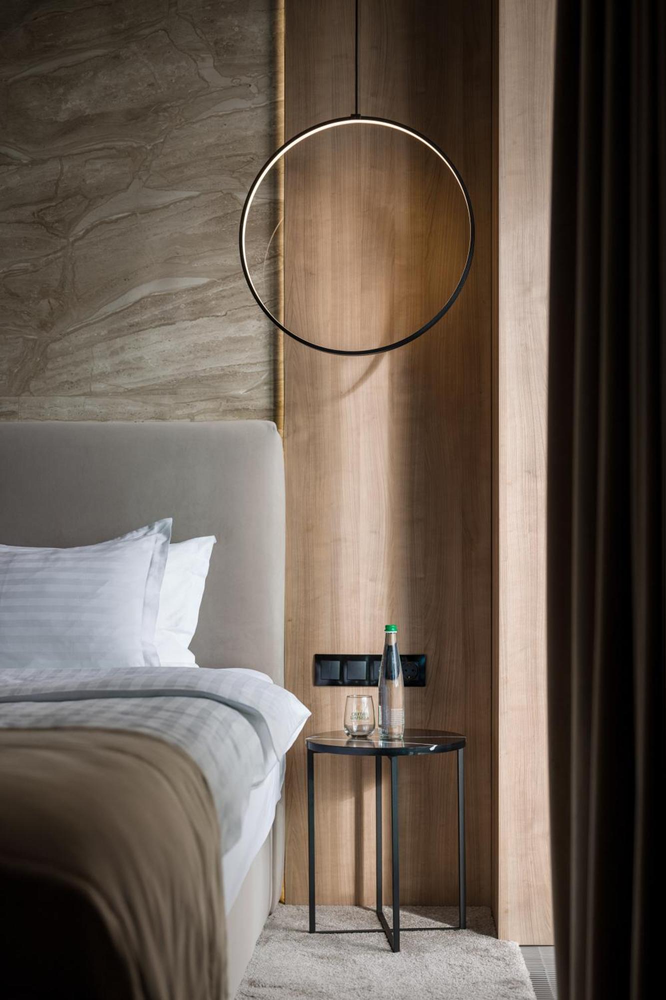 Hotel Святий Шарбель Moršyn Exteriér fotografie
